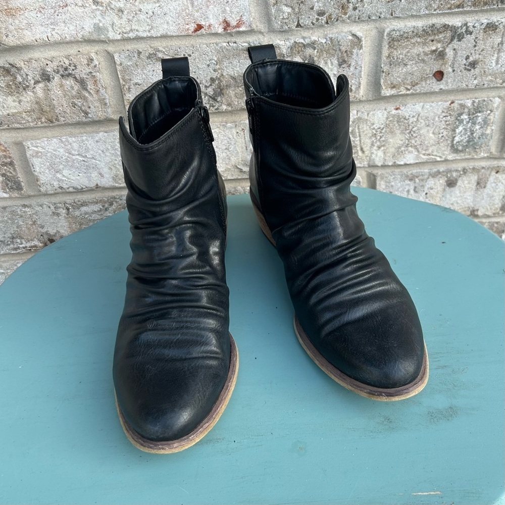 BareTraps Black Ankle Booties with Buckle Detail - Picture 2 of 10